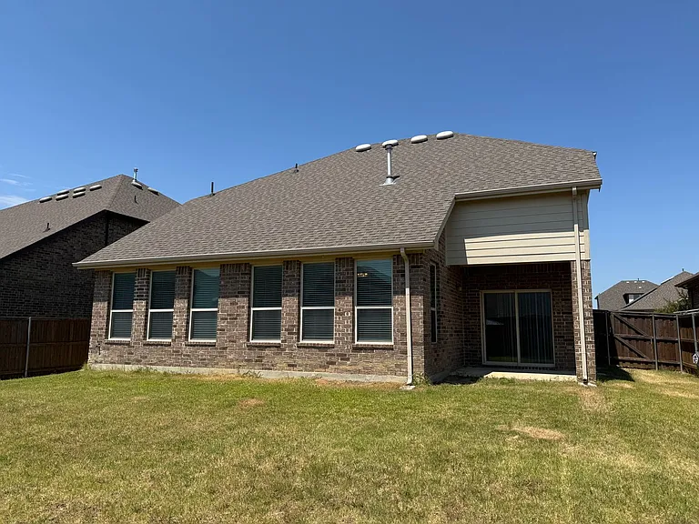 7207 Fallen Crest Ln — Photo 23