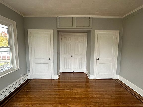 3rd image of 240 E 9th St #9