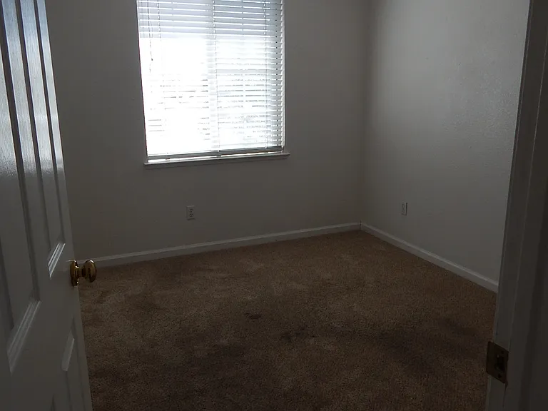 1607 Pastal Way — Photo 22