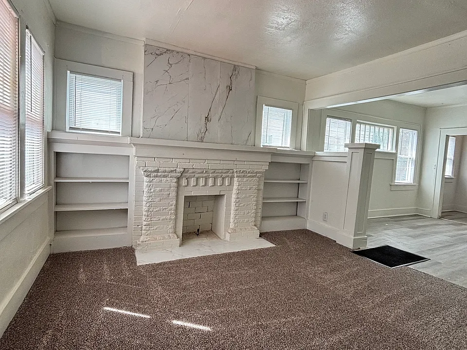 1523 NW 28th St