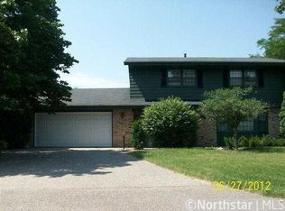 5732 Creek Park Ln, Minnetonka, MN 55345