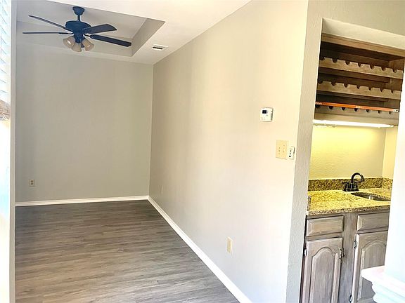 3rd image of 5100 Verde Valley Ln APT 275