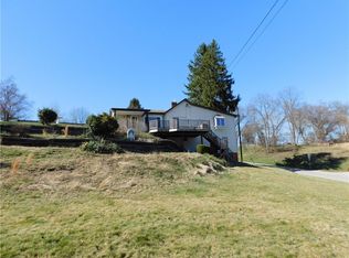136 Morgan Hill Rd, Cuddy, PA 15031