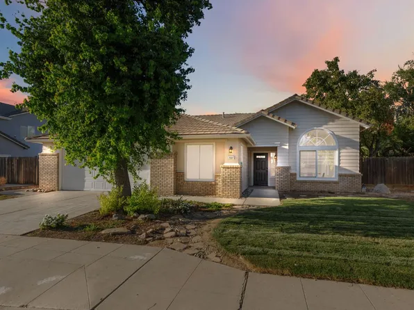 2337 Wrenwood Ave, Clovis, CA 93611