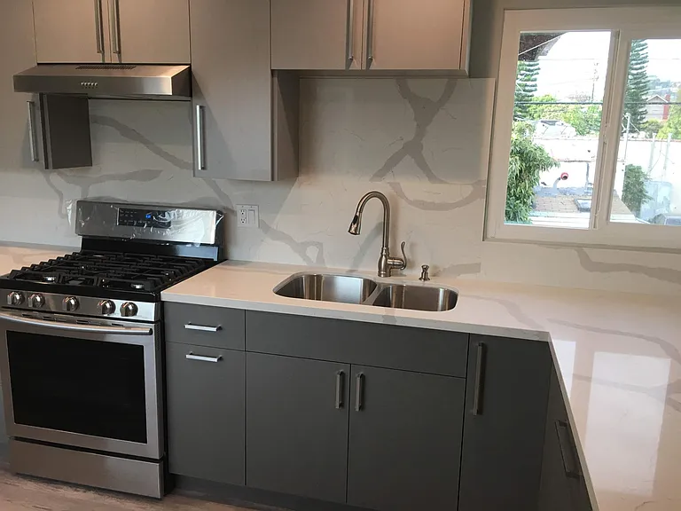 1353 Orange Grove Ave — Photo 4