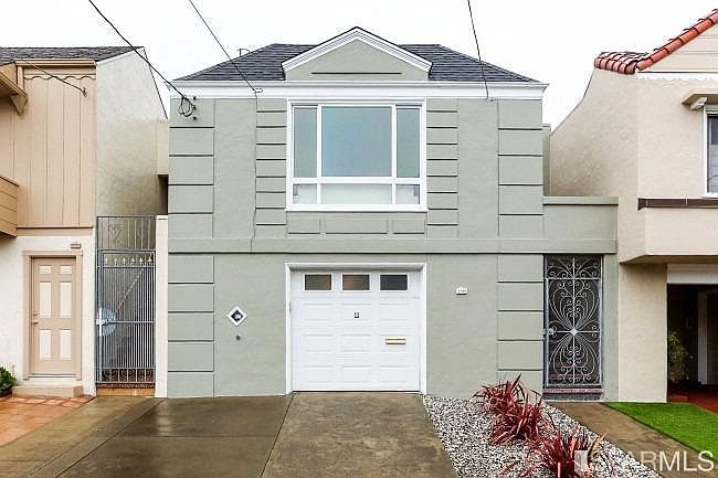 1st image of 2126 32nd Ave