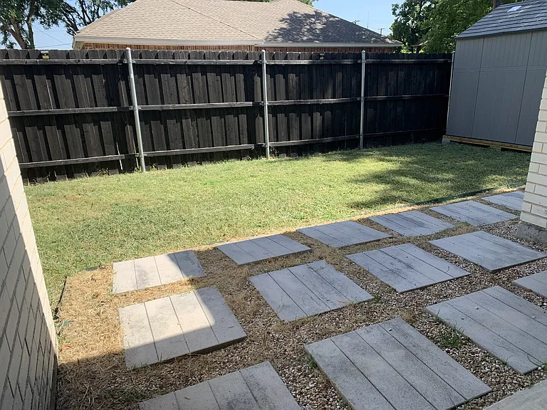Pecan Grv — Photo 46