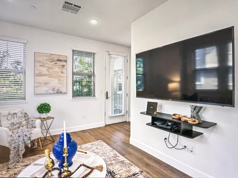 601 Cinnamon Cir — Photo 4