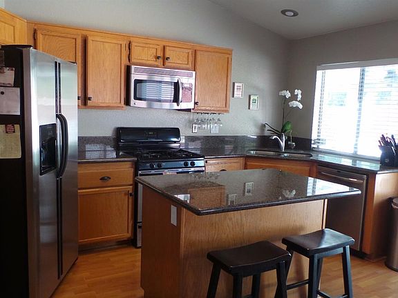 5th image of 4778 N San Miguel Ave