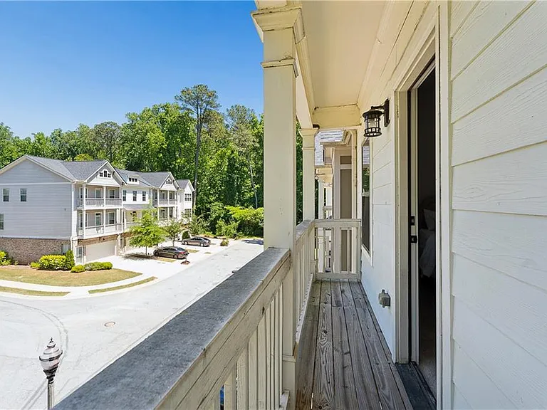 2424 Misty Hollow Pl — Photo 24