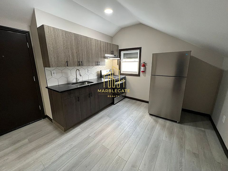 1st image of 163 Elwood Ave #44