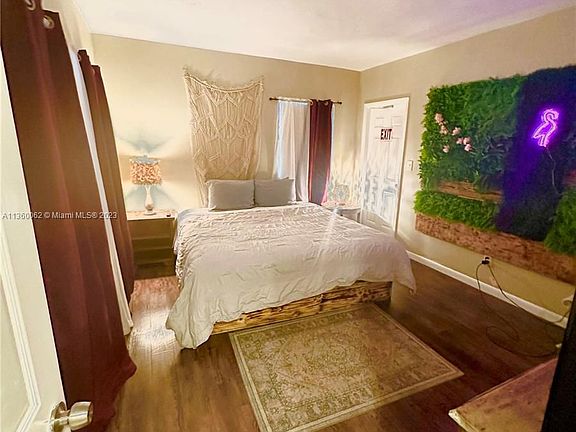 4th image of 7510 Coquina Dr