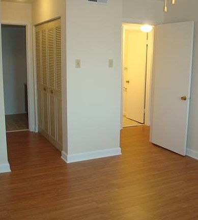 5th image of 6625 Clayton Ave APT 320