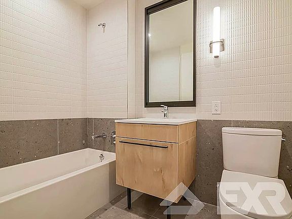 4th image of 160 Clarkson Ave APT 7S