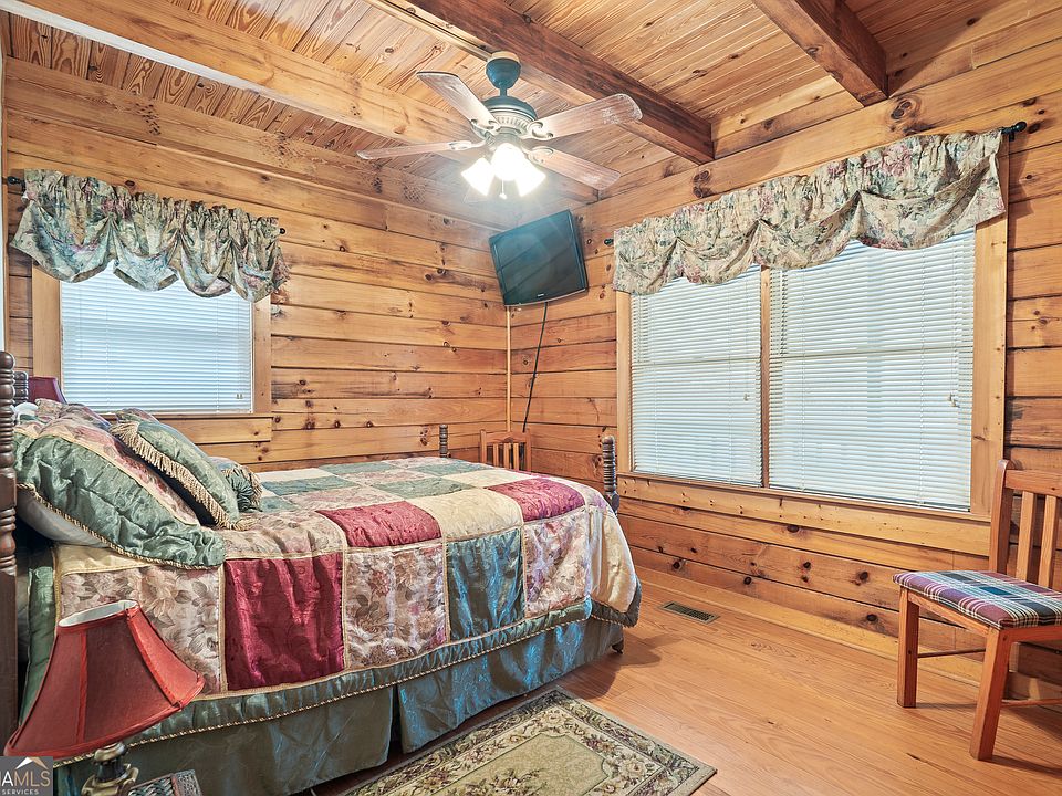 13th image of this home