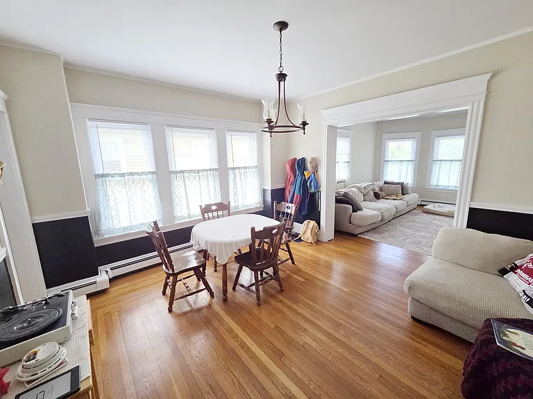 23 Ogden St #2 — Photo 1