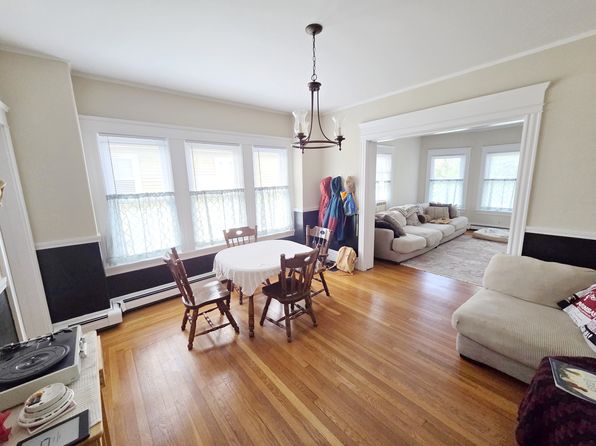 23 Ogden St #2