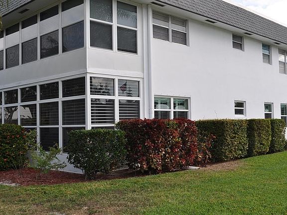 2nd image of 2929 SE Ocean Blvd Unit Un 140 5