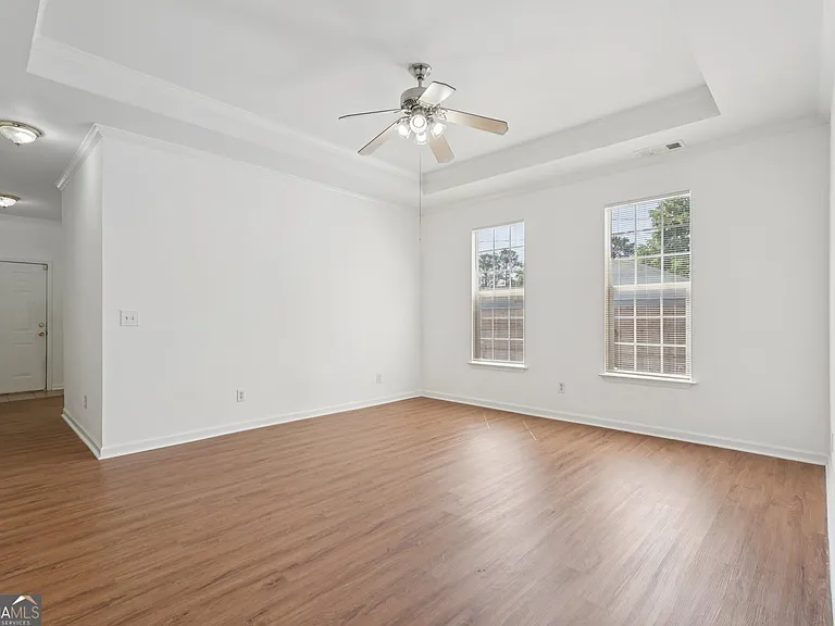 2596 Bates St SE — Photo 7