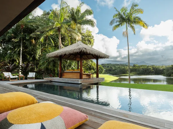 5-1105 Kuhio Hwy #A, Kilauea, HI 96754