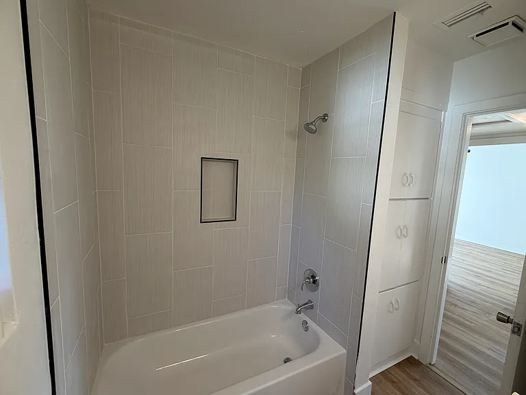 1006 Trenton Dr — Photo 7