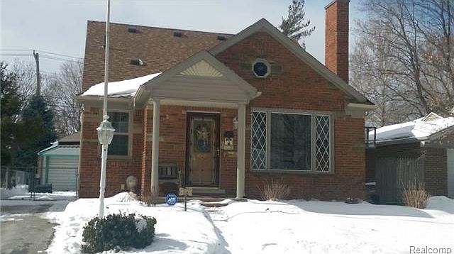1st image of 9266 Manor Ave