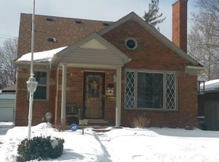 9266 Manor Ave, Allen Park, MI 48101