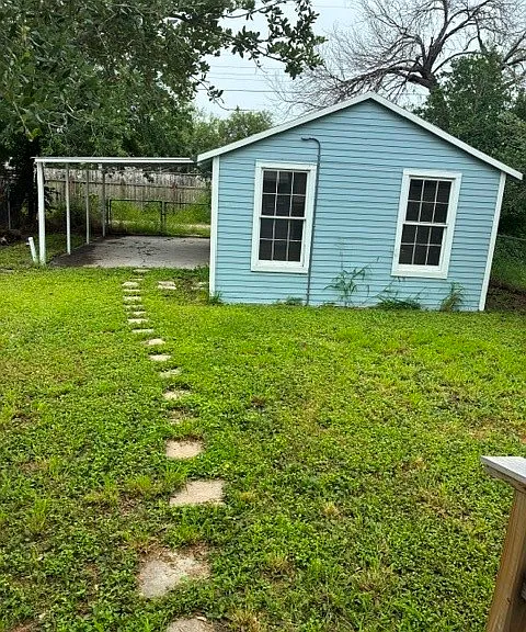 309 E Hoffman Ave — Photo 11