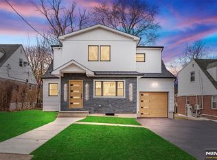 116 Rockwood Pl, Englewood, NJ 07631