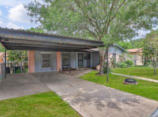 2139 Henrietta St, San Antonio, TX 78224