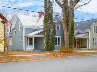 332 Saunders St, Fredericton, NB E3B 1N8