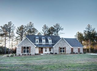 509 Castaway Cir, Brandon, MS 39047