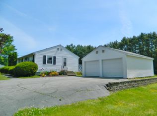 963 River Rd, Windham, ME 04062