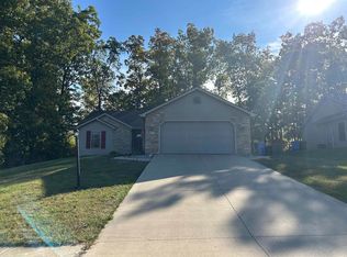 613 S Redstone Ct, Columbia City, IN 46725