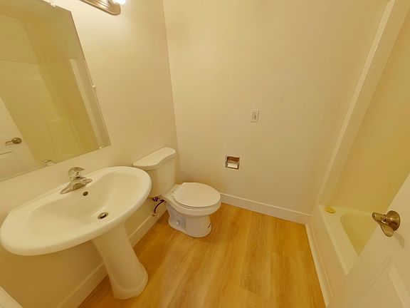 5th image of 430 E 15th Ave APT 7