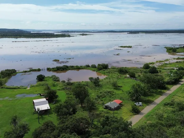 950 County Road 221, Tow, TX 78672