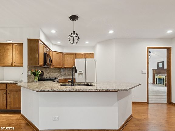 4th image of 1904 Forest Creek Ln