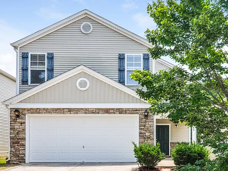 182 Brookhaven Dr — Photo 1