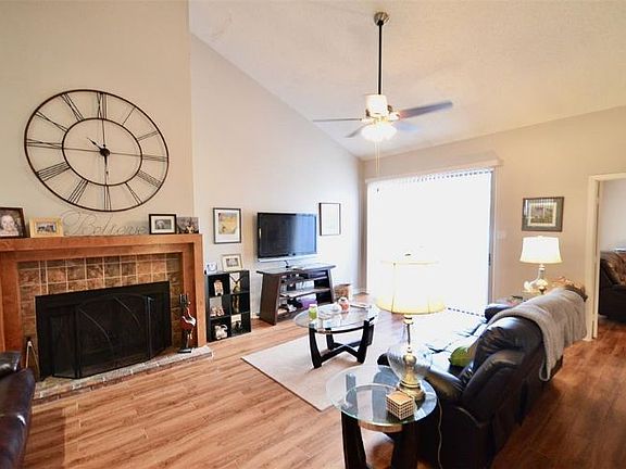 5th image of 7655 S Braeswood Blvd APT 6