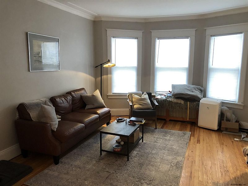 2nd image of 16 Harris Avenue