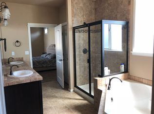 3613 Serena Ln, Pasco, WA 99301