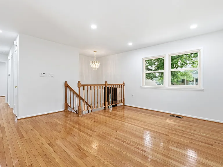 17004 Gohagen Rd — Photo 11