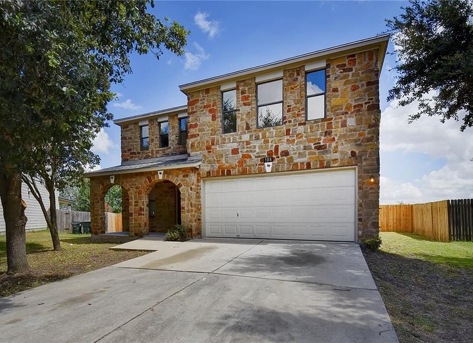 1st image of 108 Espada Dr