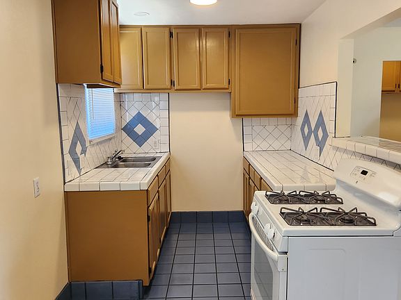 4th image of 1450 W 220th St #3