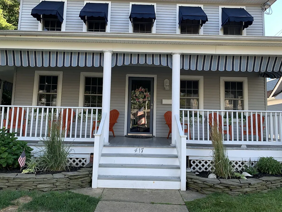 4 bed, 1800 sqft, $5,000 — Photo 1