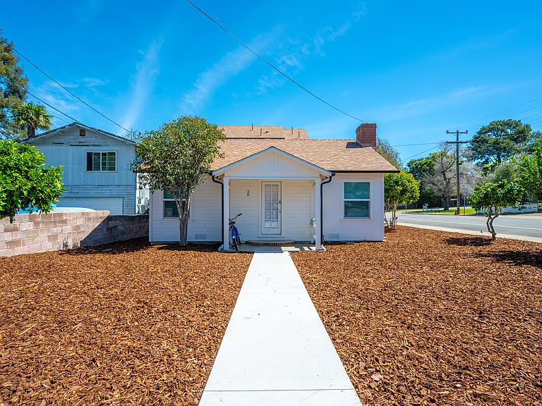 28 S Tassajara Dr — Photo 3