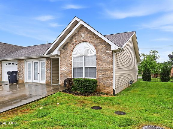 2nd image of 731 High Point Way