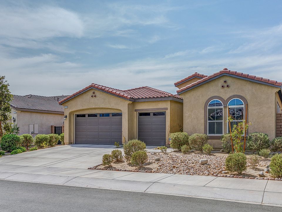 1st image of 43243 La Scala Way