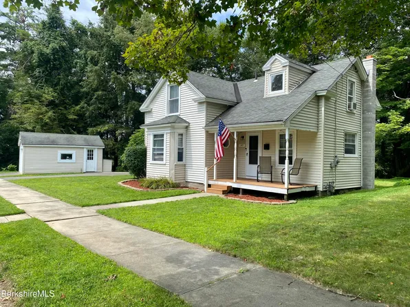 147 Pine St, Dalton, MA 01226