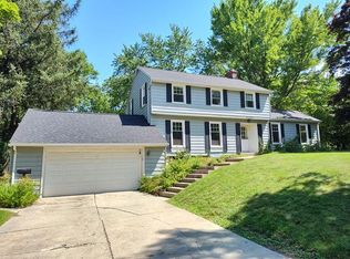 1711 Overhill Dr, Flint, MI 48503